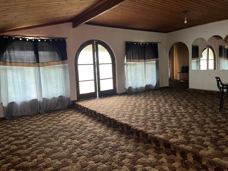  Bedroom Property for Sale in Richmond Estate Western Cape